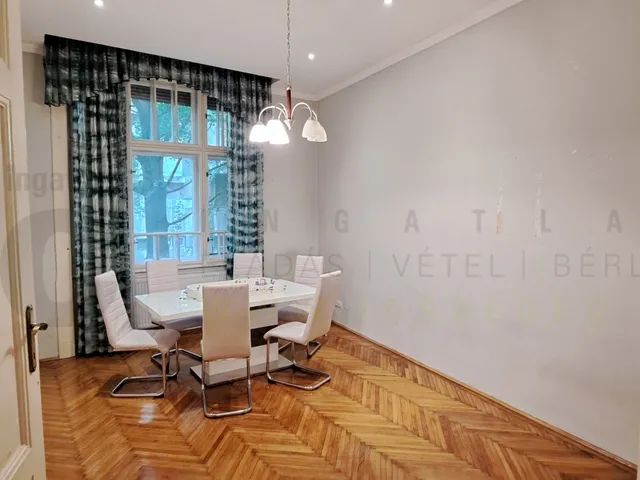 Eladó lakás Szeged, Belváros 82 nm