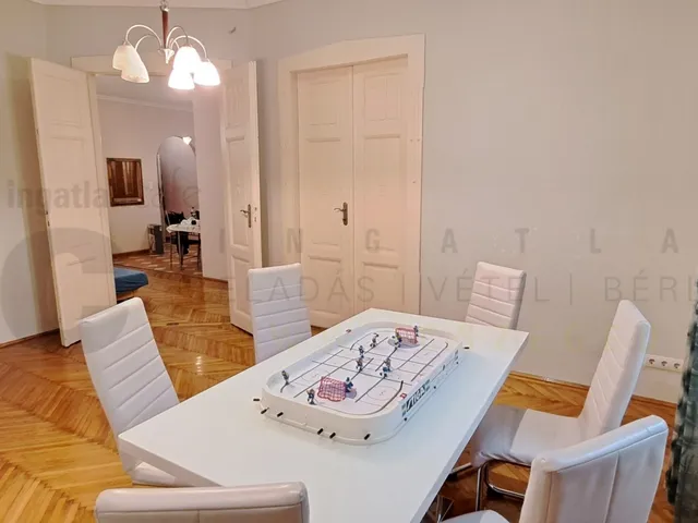 Eladó lakás Szeged, Belváros 82 nm