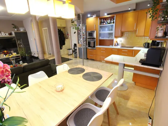 Eladó lakás Szeged, Újszeged, Fülemüle utca 88 nm