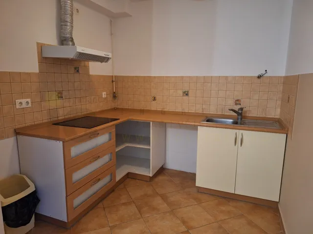 Eladó lakás Szeged, Hiúz utca 42 nm