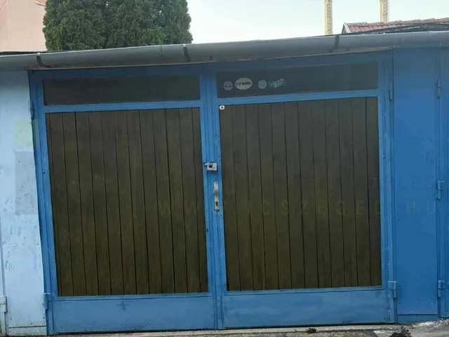 Eladó garázs Szeged, Felsőváros 20 nm