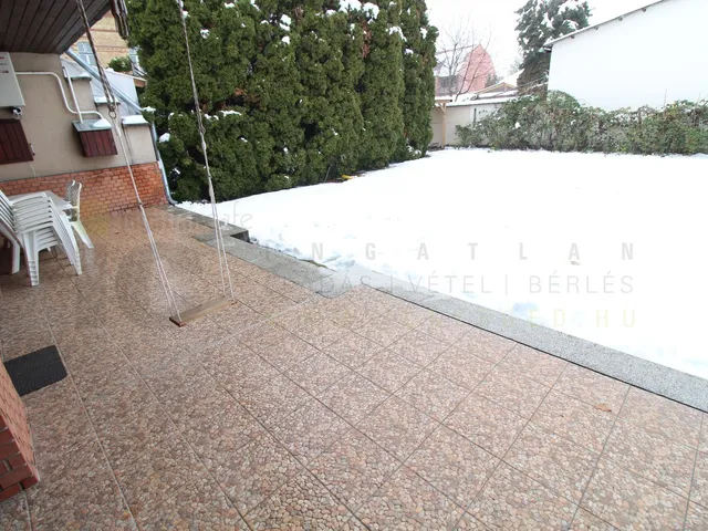 Eladó ház Szeged, Alsóváros 197 nm