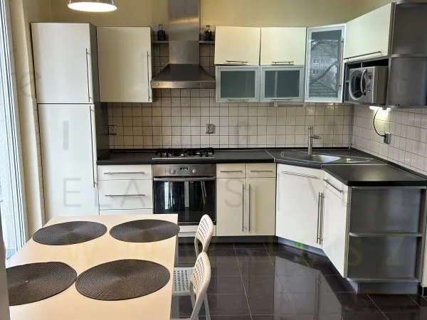 Eladó lakás Szeged, Belváros 61 nm