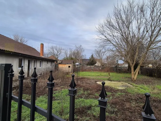 Eladó ház Szeged 90 nm