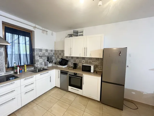 Kiadó lakás Szeged, Alsóváros 104 nm