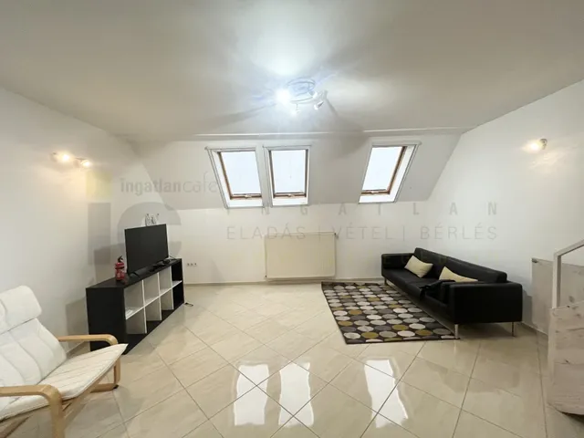 Kiadó lakás Szeged, Alsóváros, Gőz utca 104 nm