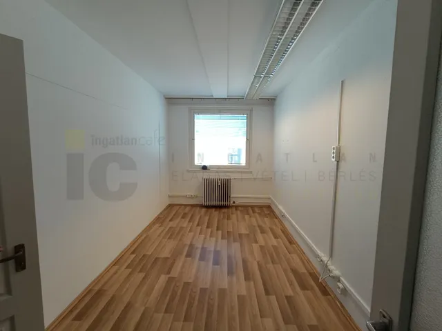 Kiadó kereskedelmi és ipari ingatlan Szeged, Belváros, Szilágyi utca 25 nm