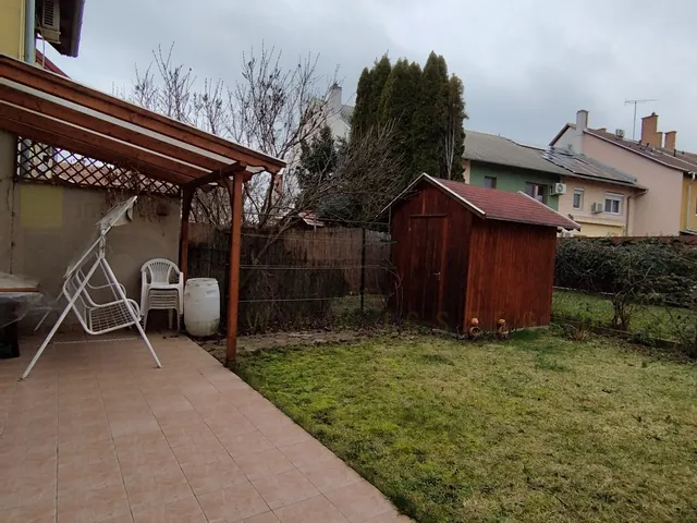 Kiadó ház Szeged, Alsóváros 90 nm