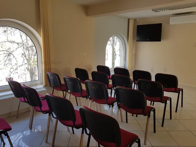 Eladó kereskedelmi és ipari ingatlan Szeged, Belváros, Földváry utca 103 nm