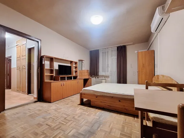 Kiadó lakás Szeged, Alsóváros, Alföldi utca 42 nm