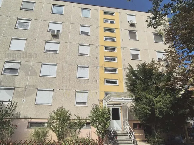 Eladó lakás Szeged, Makkosház, Juharfás utca 55 nm