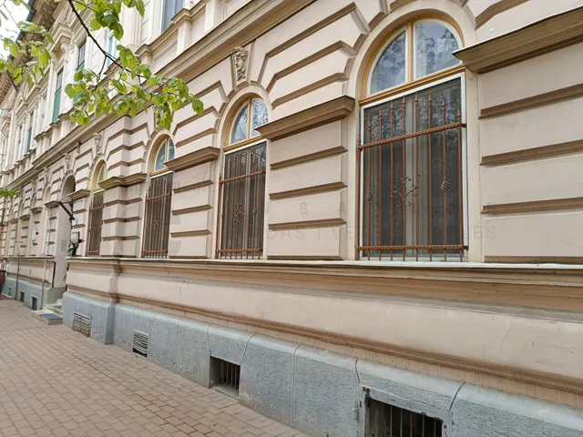 Eladó lakás Szeged, Belváros 94 nm