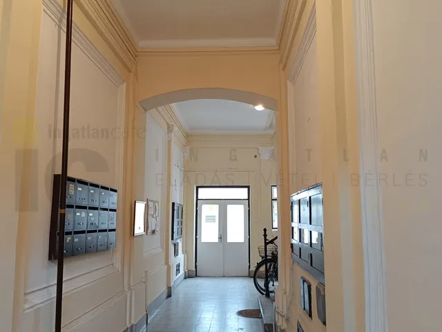 Eladó lakás Szeged, Belváros, Tisza Lajos körút 94 nm