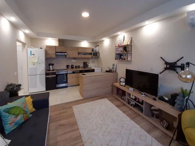 Kiadó lakás Szeged, Makkosház, Csongrádi sugárút 47 nm