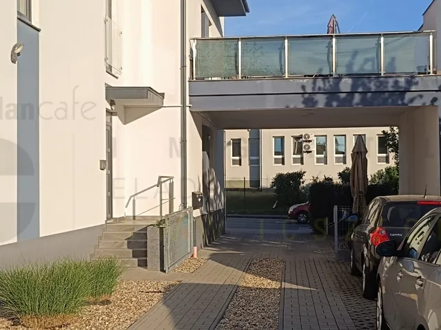 Eladó lakás Gyömrő 160 nm