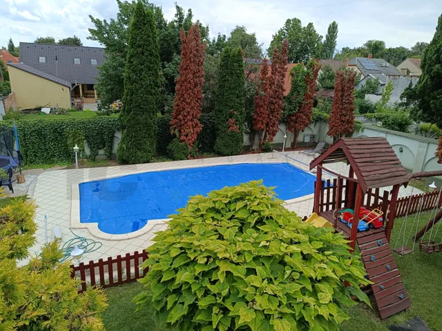 Eladó lakás Szeged, Újszeged, Radnóti utca 238 nm