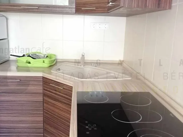 Kiadó lakás Szeged, Belváros, Honvéd tér 65 nm