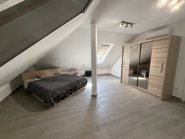 Kiadó lakás Szeged, Alsóváros, Petőfi Sándor sugárút 120 nm