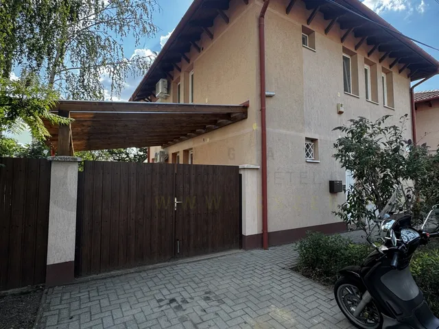 Eladó ház Szeged, Tápé, Ásványhát utca 100 nm