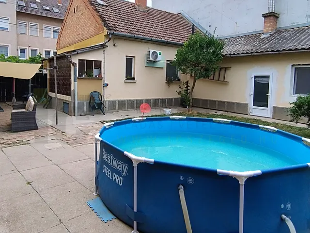 Eladó ház Szeged, Makkosház 79 nm