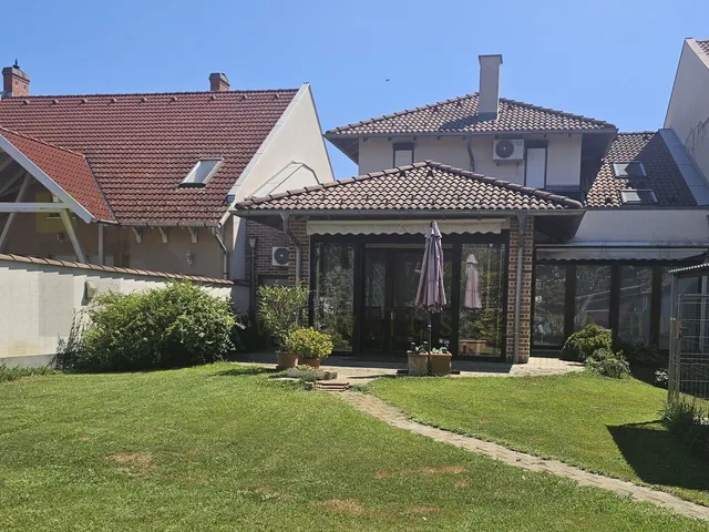 Eladó ház Szeged, Újszeged 181 nm