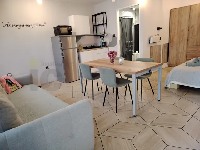 Kiadó lakás Szeged, Belváros 35 nm