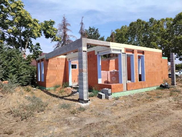 Eladó ház Zsombó 133 nm