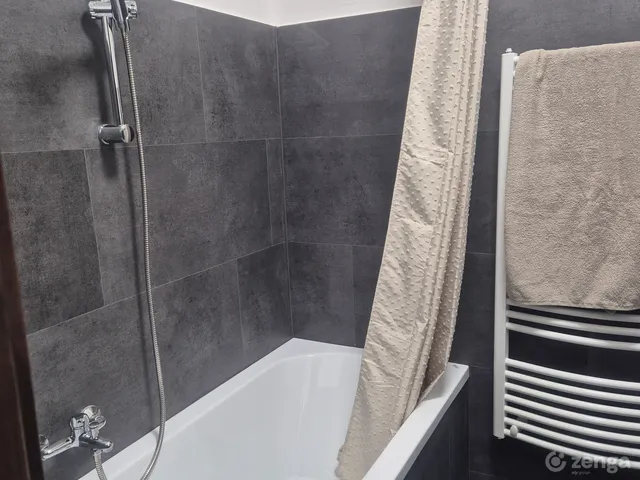 Eladó lakás Ajka, Ifjúság utca 57 nm