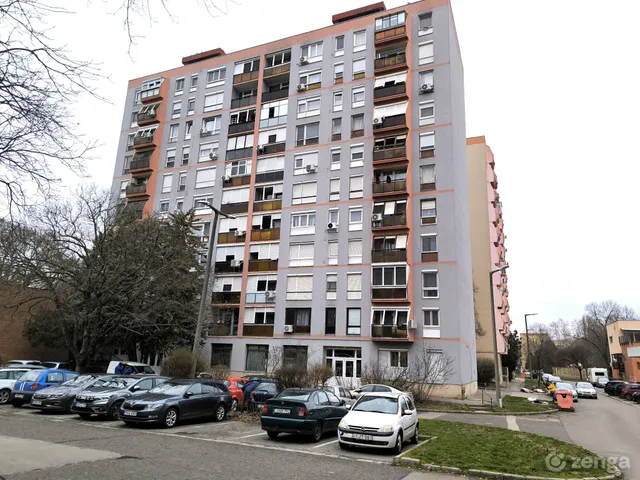 Eladó lakás Pécs, Kertváros 64 nm