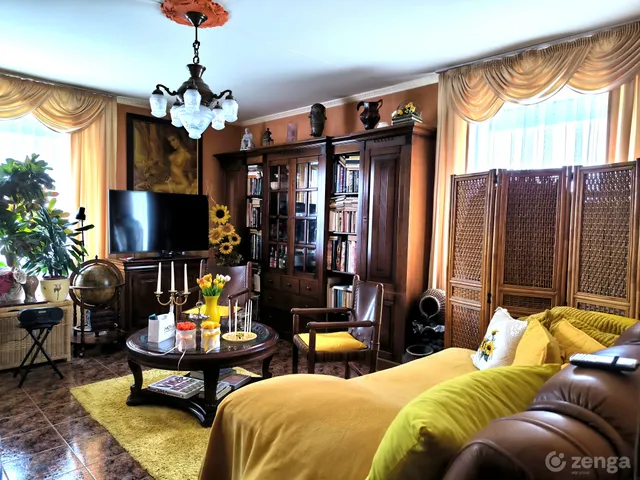 Eladó lakás Pécs, Kertváros 82 nm