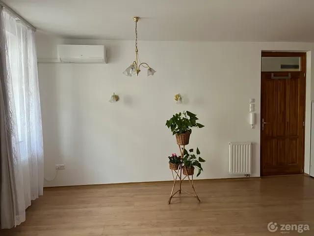 Kiadó lakás Kecskemét, Belváros 55 nm