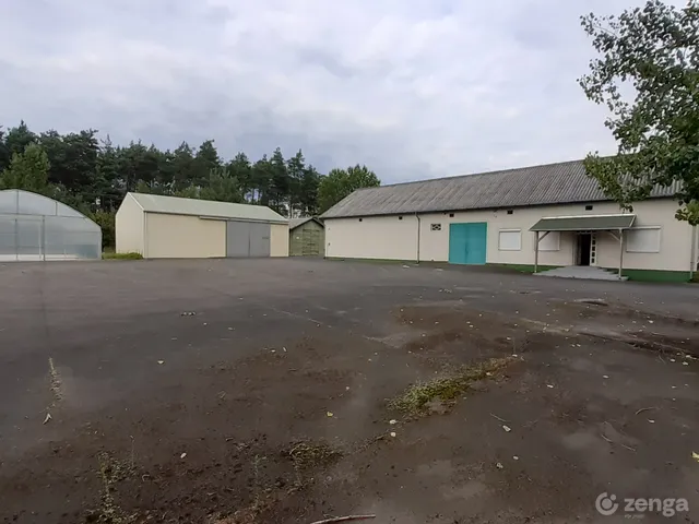 Eladó kereskedelmi és ipari ingatlan Balassagyarmat, Nyírjes 400 nm