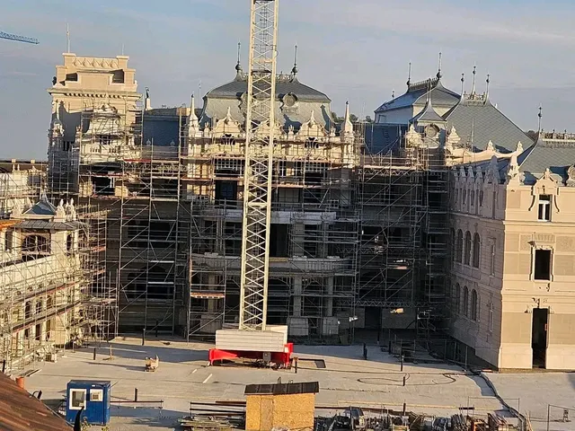 Eladó lakás Budapest I. kerület, Várnegyed, Disz tér 16 160 nm