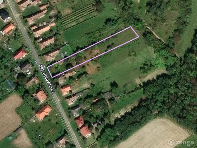 Eladó telek Kajárpéc 2702 nm