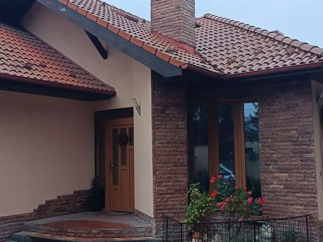 Eladó ház Inárcs 170 nm