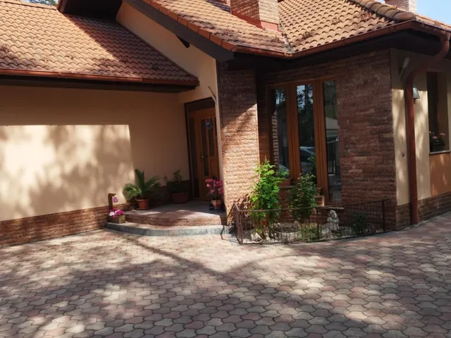 Eladó ház Inárcs 170 nm