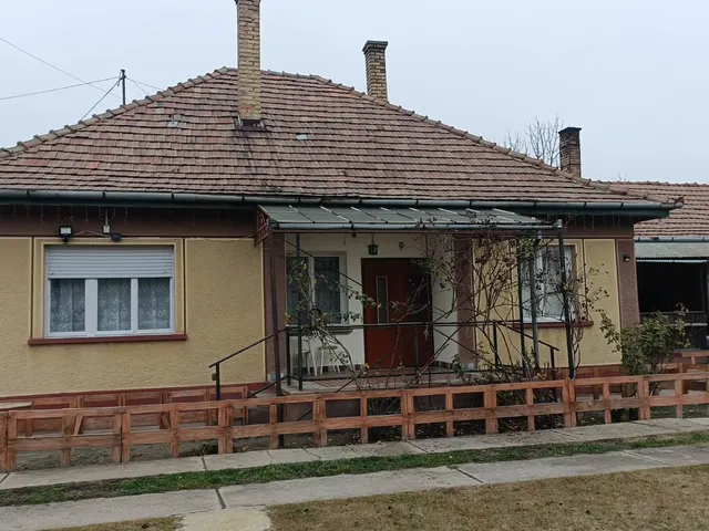 Eladó ház Albertirsa 100 nm