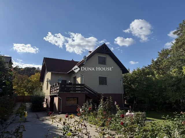 Eladó ház Érd 306 nm