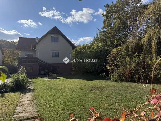 Eladó ház Érd 306 nm
