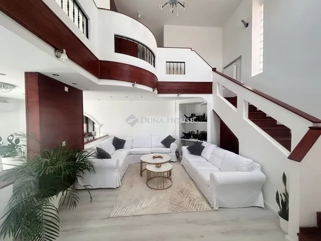 Eladó ház Budapest XIX. kerület 320 nm