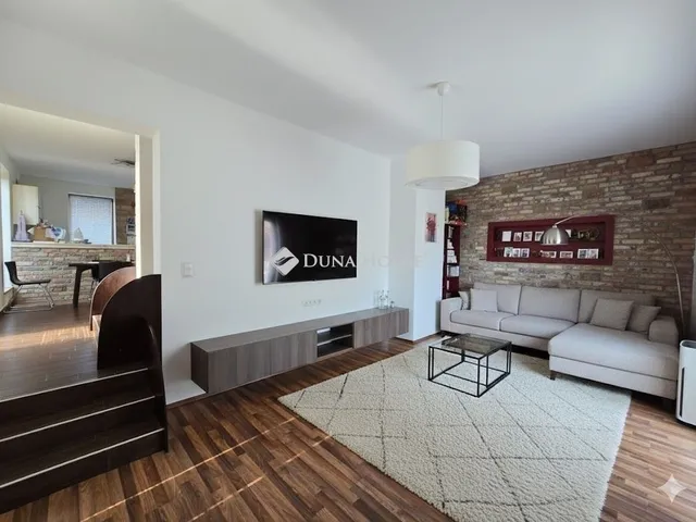 Eladó ház Diósd 191 nm