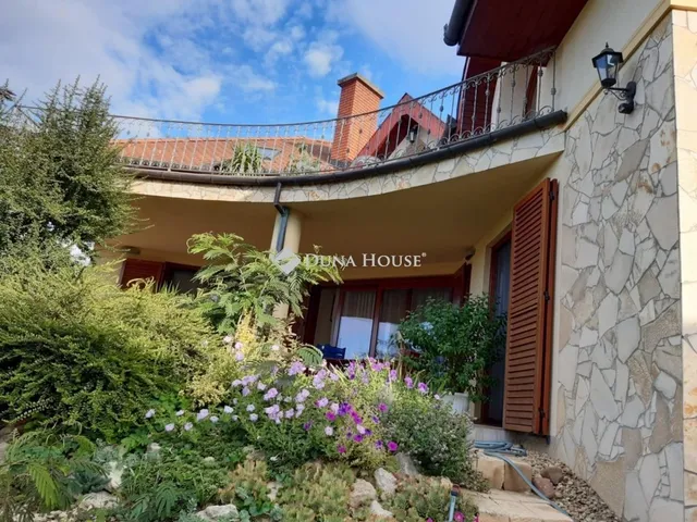 Eladó ház Tordas 388 nm