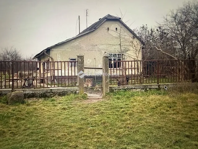 Eladó ház Perkáta 50 nm