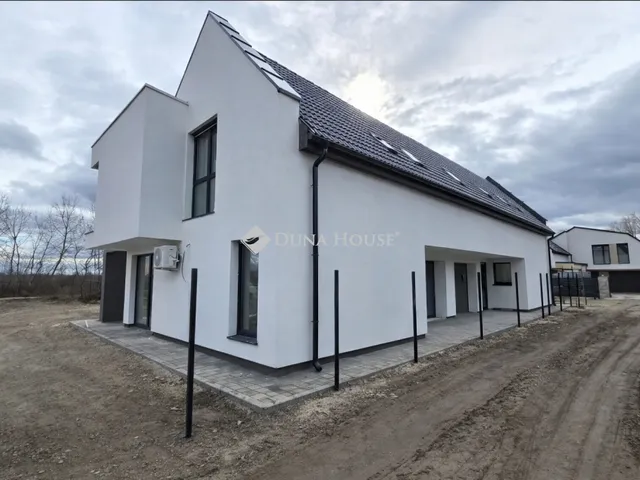 Eladó ház Diósd 124 nm