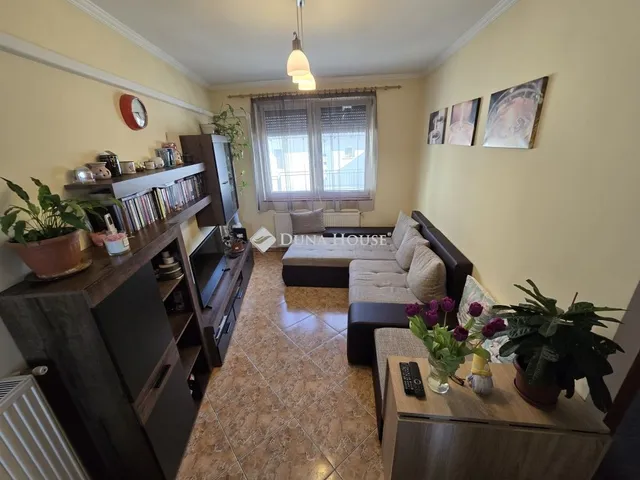 Eladó lakás Érd 56 nm