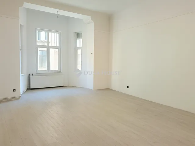 Eladó lakás Budapest II. kerület 121 nm