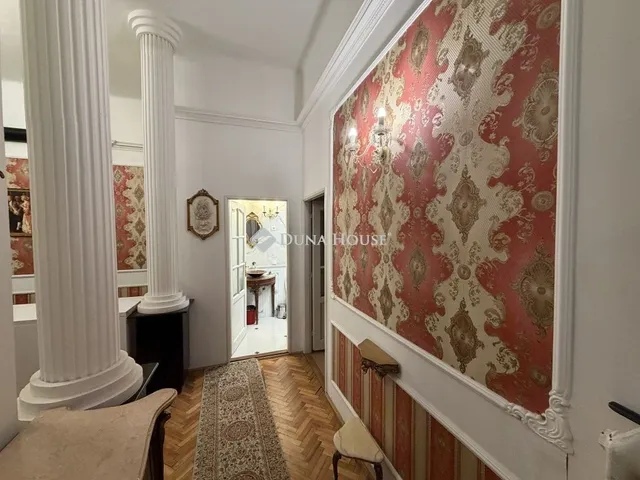 Eladó lakás Budapest V. kerület 63 nm