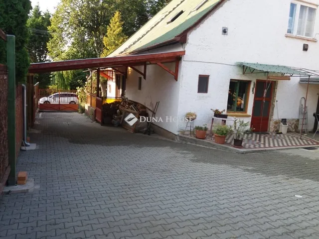 Eladó ház Balatonföldvár 168 nm