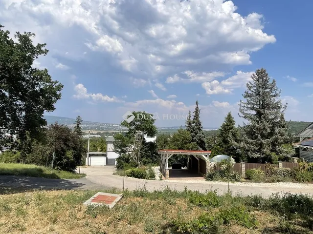 Eladó telek Budaörs 1194 nm