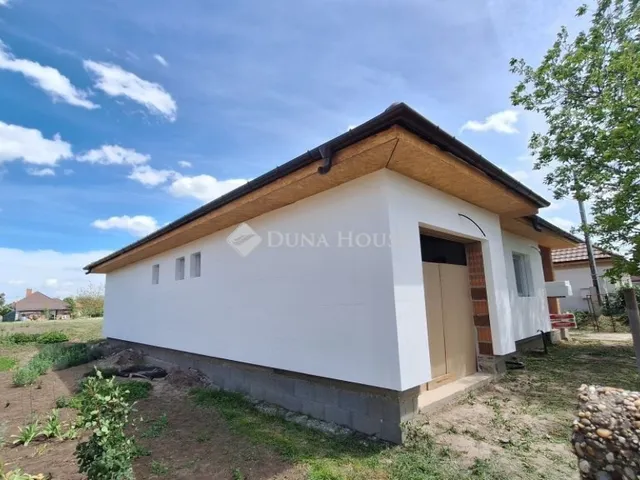 Eladó ház Pusztaszabolcs 153 nm